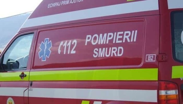UPDATE. Mașină lovită de tren, miercuri, în zona rafinăriei Vega