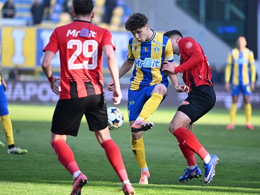 Primul meci după pauză. Petrolul-Csikszereda Luni 6 Aprilie, Ora 17.30