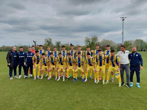 Performanță la tineret. Petrolul joacă finala Cupei României  Puștii Petrolului s-au calificat în finala Cupei României-Liga de Tineret