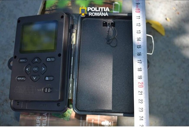 FOTO și VIDEO 🎦 Percheziții în Prahova și Teleorman, într-un dosar de braconaj și deținere ilegală de arme. Un bărbat de 60 de ani a fost reținut