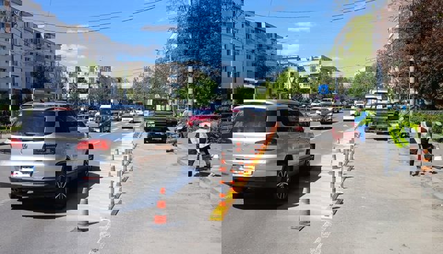 Măsuri pentru fluidizarea circulației, în sudul Ploieștiului. O bandă întreagă era folosită de peste 20 de ani ca parcare