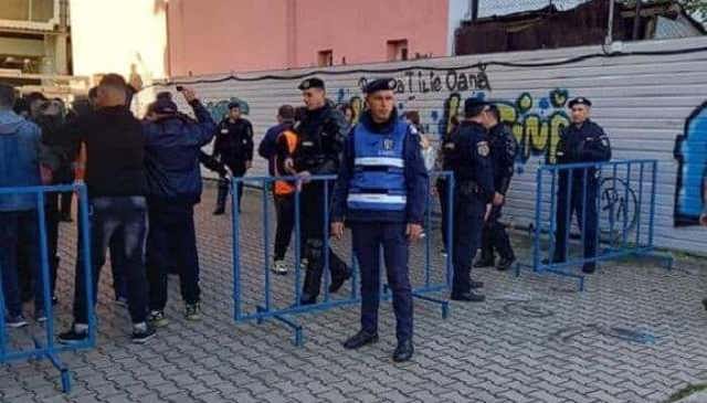 Restricții de circulație la Ploiești, duminică, în zona stadionului „Ilie Oană”, pentru meciul Petrolul - Corvinul Hunedoara