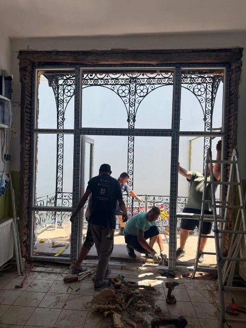 FOTO 📸 Reparațiile la școlile, liceele și grădinițele din Ploiești se vor încheia până începe școala