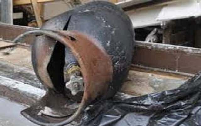 UPDATE. PLOIEȘTI. Explozie produsă de o butelie, marți după-amiază, într-o casă din zona Republicii. Un bărbat de 77 de ani a suferi arsuri