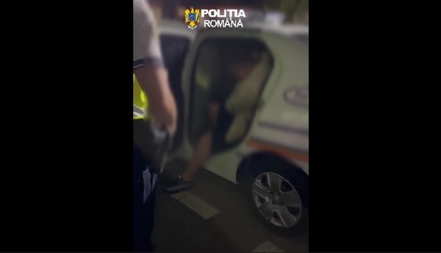 VIDEO 🎦 Un ploieștean prins că a condus cu permisul suspendat și-a petrecut noaptea în arest