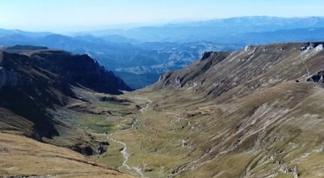 UPDATE. Tânărul dispărut în noiembrie anul trecut, în Bucegi, a fost găsit în zona Valea Gaura