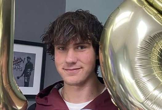 Salvamont Brașov a publicat o fotografie cu tânărul dispărut în Munții Bucegi