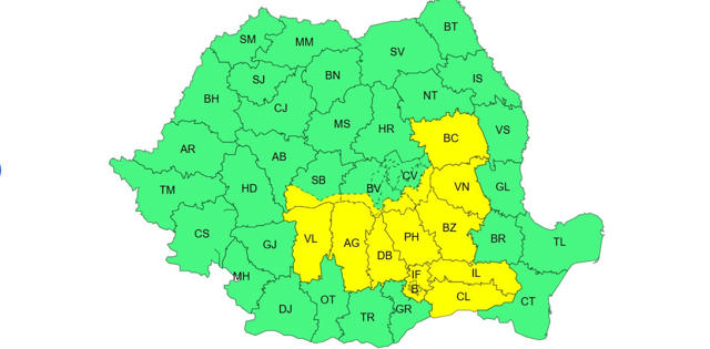 Cod galben de ploi abundente în zece județe