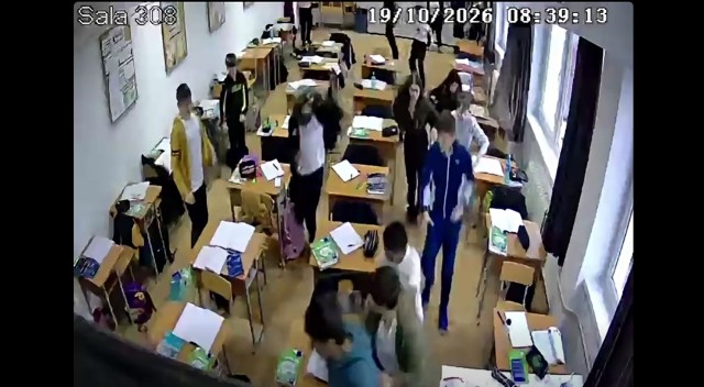 Sindicatele amenință cu proteste, după incidentul grav de la școala din Bistrița