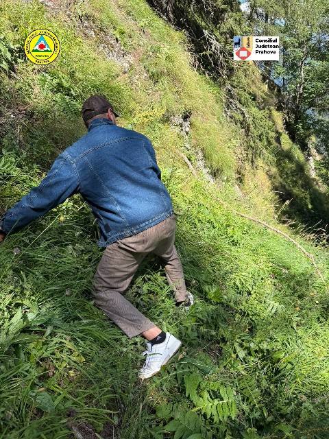 Turist turc recuperat de salvatori dintr-o zonă dificilă a Abruptului Prahovean al Bucegiului