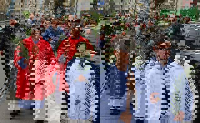 Procesiune romano-catolică de Florii, astăzi, în centrul Ploieștiului