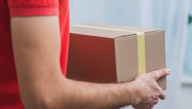 Amenzi de până la 5.000 de euro pentru comercianții care nu înlocuiesc produsele la care cumpărătorul constată neconformități. Legea a fost promulgată