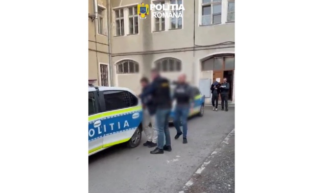 Poza articol
