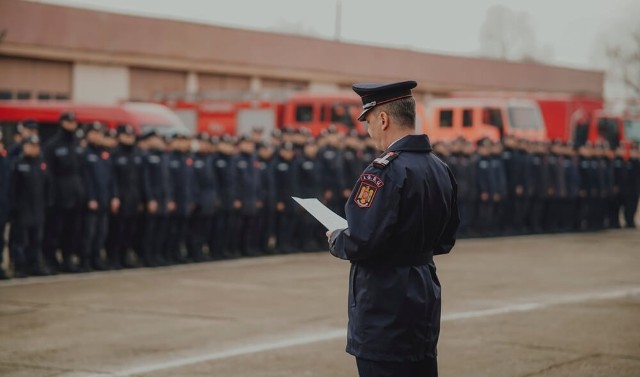 ADMITERE 2026. Școala de Pompieri de la Boldești scoate la concurs, în această toamnă, 300 de locuri. Calendarul selecției