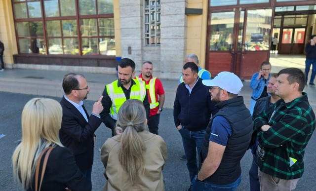 Începe șantierul la Gara de Sud și Gara de Vest. Contractul are o durată de 17 luni