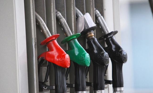 Criză pe piața carburanților. Guvernul propune plafonarea adaosului la 50% din media de anul trecut, pentru cel puțin 6 luni