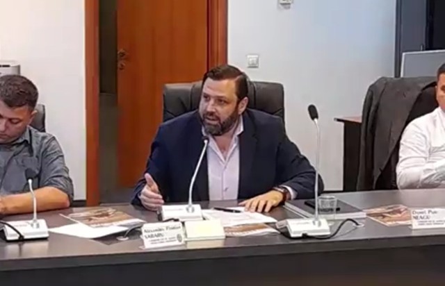VIDEO 🎦 Alexandru Săraru rămâne viceprimar al municipiului Ploiești. Proiectului pentru demiterea i-a lipsit un vot să fie aprobat