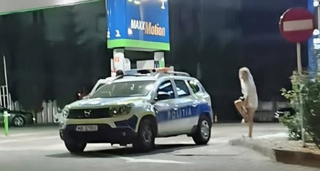Scandal într-o benzinărie din Câmpina. Doi bărbați au fost reținuți după ce ar fi amenințat cu cuțitul câțiva tineri și ar fi provocat mai multe distrugeri 