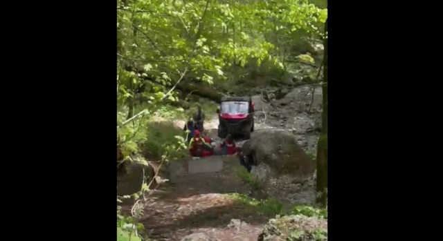 VIDEO 🎦 Turiști accidentați în Bucegi, în zona Cascadei Urlătoarea. Au fost recuperați de salvamontiști 