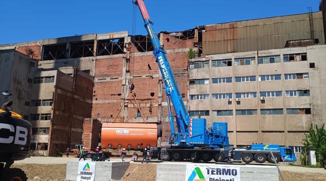 Investițiile care ar trebui să reducă prețul gigacaloriei, la Ploiești. A fost montat primul CAF