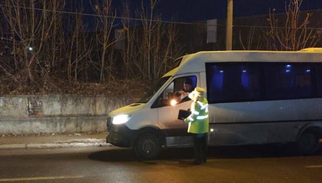 Amenzi pentru zeci de transportatori, la Ploiești, marți dimineață, în urma controalelor derulate de Poliția Locală
