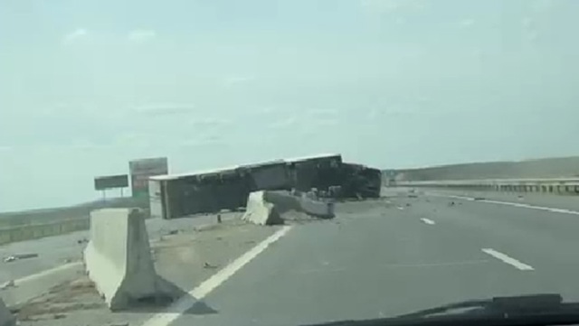 VIDEO 🎦 Accident pe A3 București - Ploiești, în zona Gruiu. Un TIR a ajuns pe contrasens